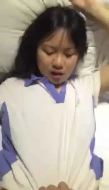 Istri Muda Viral Terbaru Sambil Sandar Dienakin Sampe Kluar